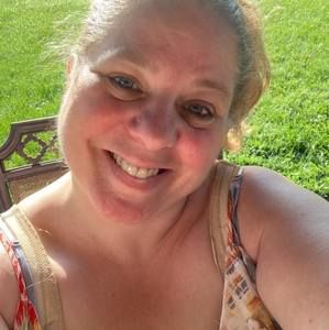 Meet your Posher, Carrie-anne